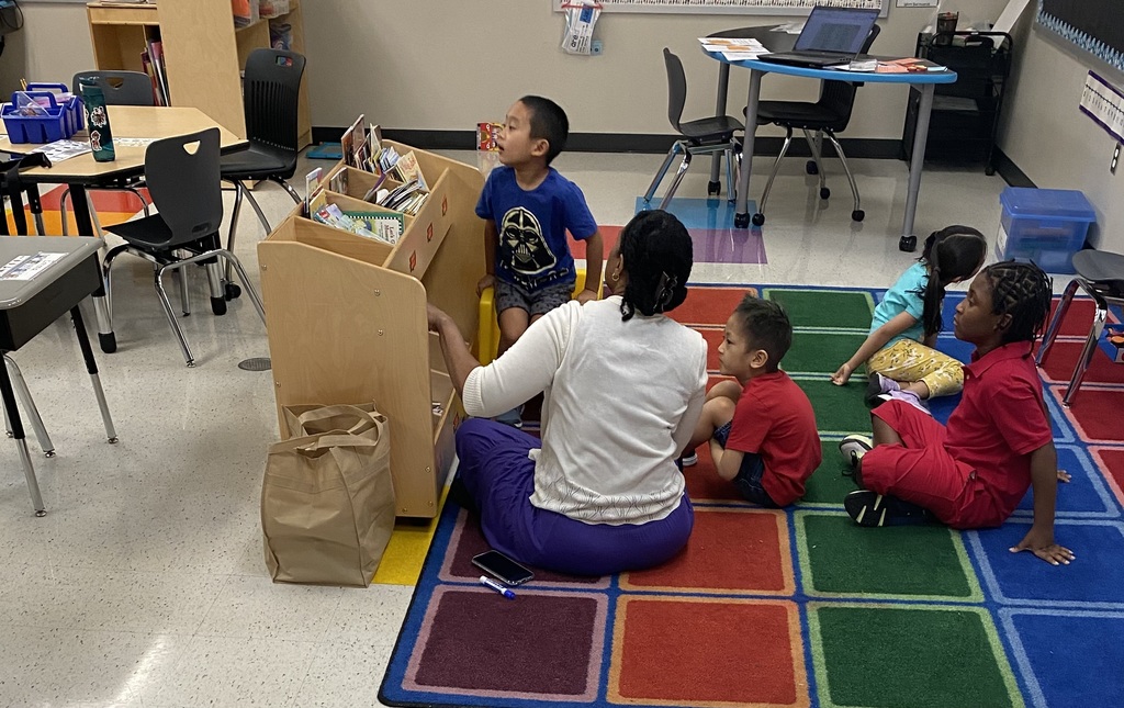 Live Feed | Shirley Dill Brothers Elementary